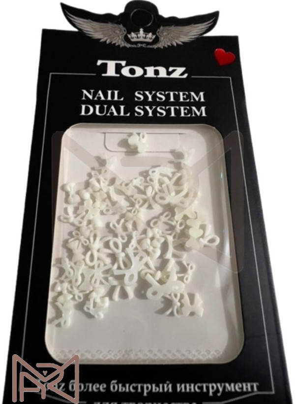 پیکسل و دیزاین ناخن طرح پاپیون TONZ